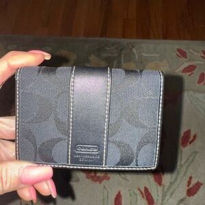COACH Signature Hampton ID Business Card Case Black Canvas Leather EUC